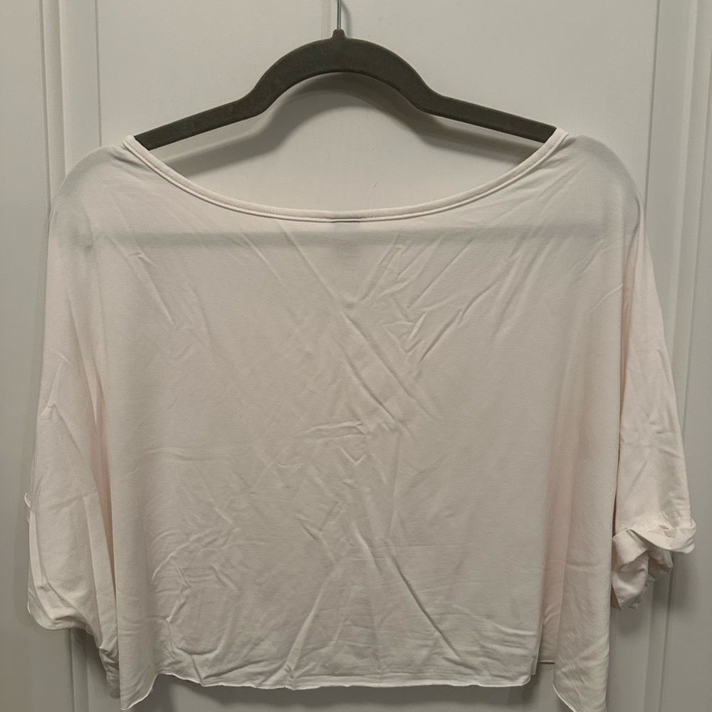 Crop top - Picture 2 of 2